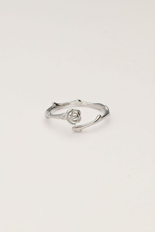 Vintage ring met platte roos