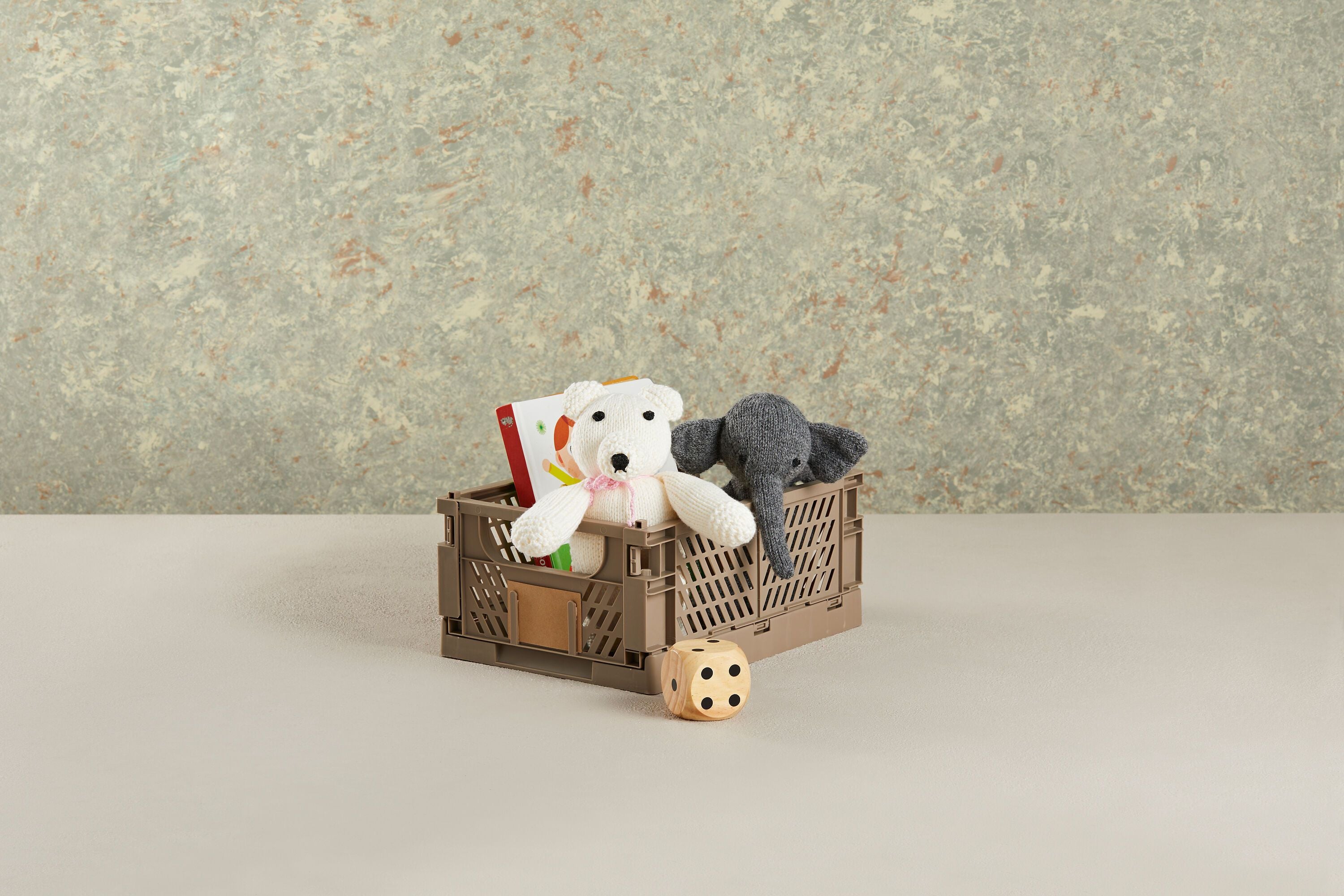 FELIX Klappbox wallnuss 25x16.5x10 cm - Braun / B: 25.0 cm x T: 16.5 cm x H: 10.0 cm