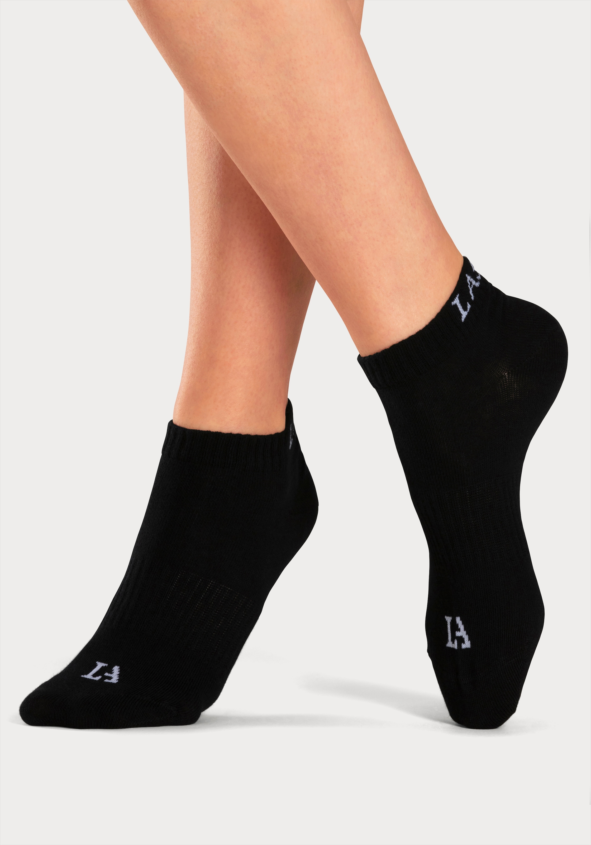 LASCANA ACTIVE Sneakersocken Packung, 6 Stk. tlg. mit eingestricktem Marken Logo