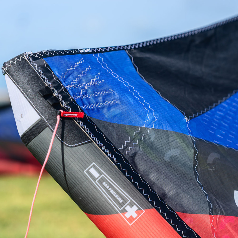 Aile de kitesurf reedin x brainchild hypermodel