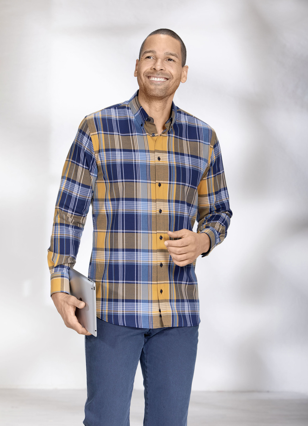 Kariertes Hemd mit Button-Down-Kragen