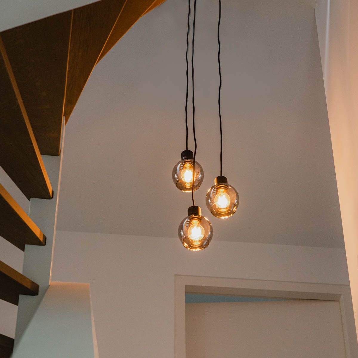Art Deco hanglamp zwart met smoke glas rond 3-lichts - Vidro
