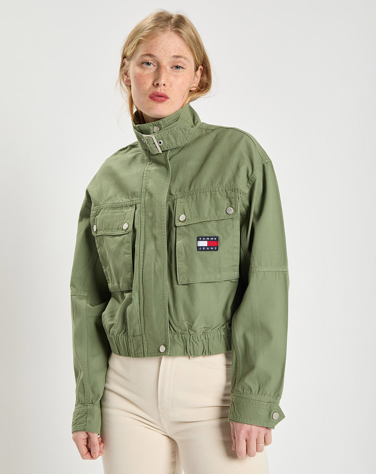 Tommy Jeans Veste 100% Coton Bio crop utility kaki