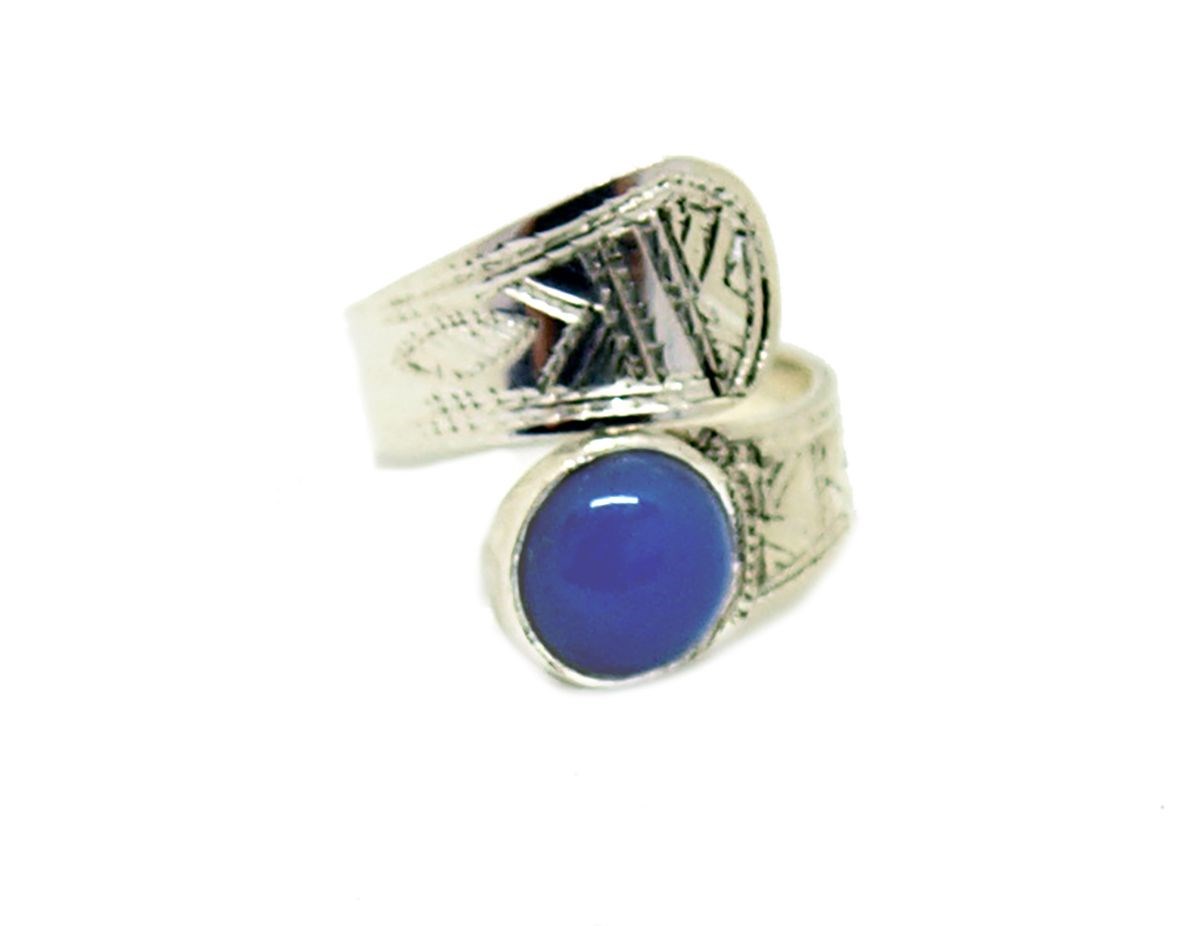 Bague croisée cornaline bleue tradition artisanal