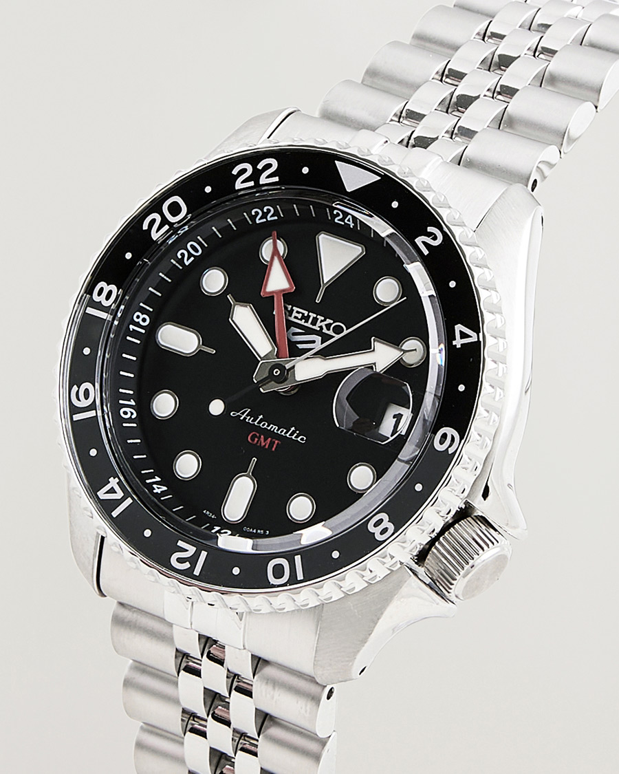 Seiko 5 Sports Automatic GMT Diver Steel 42mm Black Dial