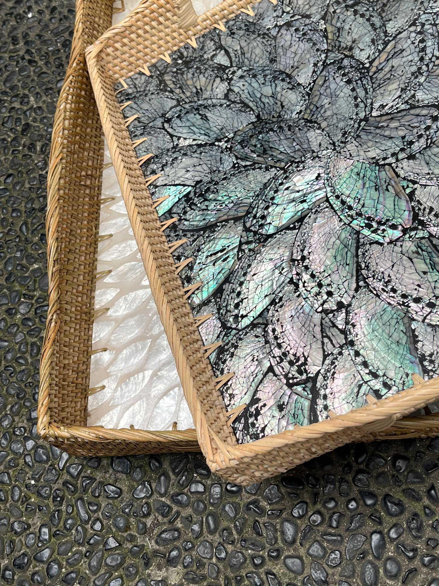 2er-Set Muscheltabletts  ‚Entouette‘, weiß und multicolor zu 51,00