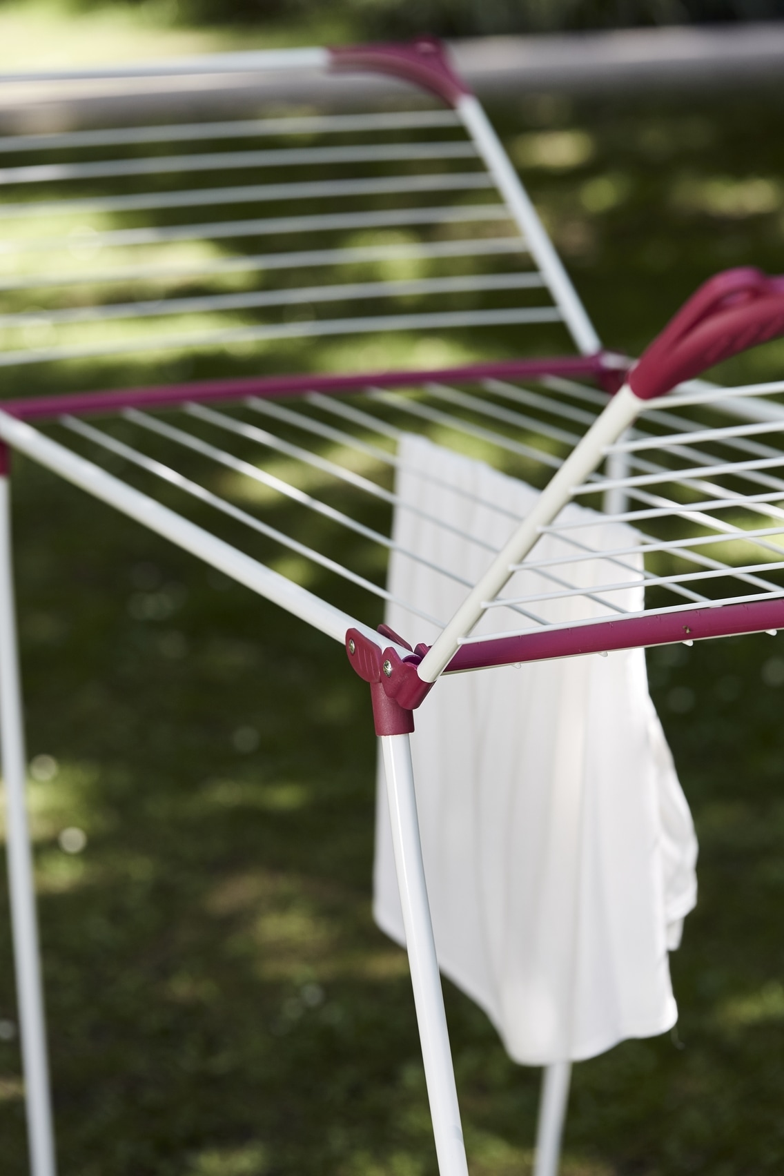 WENKO Wäscheständer »Modell Summer Dry« Flügelwäschetrockner, 13 m Trockenlänge, platzsparend zusammenklappbar