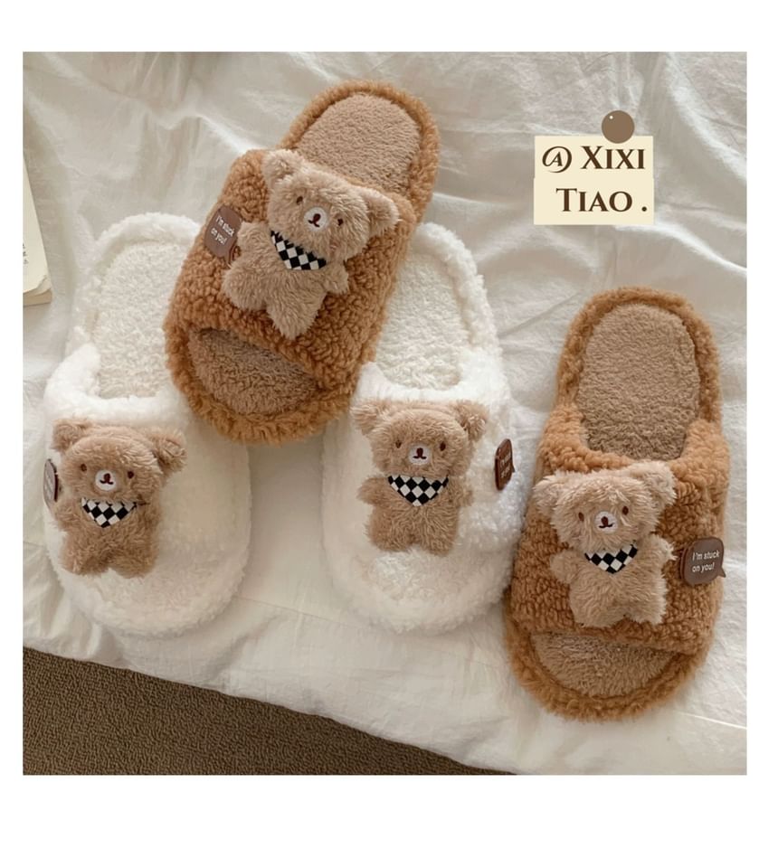 ZORI - Fleece pantoffels met beeraccent