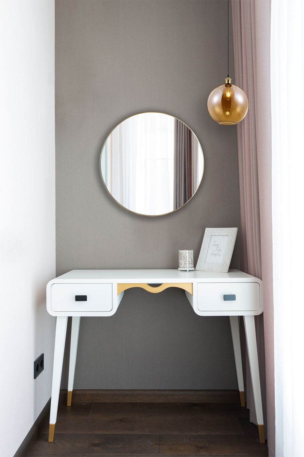 Spiegel Mila Ø 50 cm goldfarbig