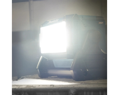 Makita XGT® ML009G 14,4 - 40V, 10000 lumen snoerloze LED-werklamp, zonder accu en lader