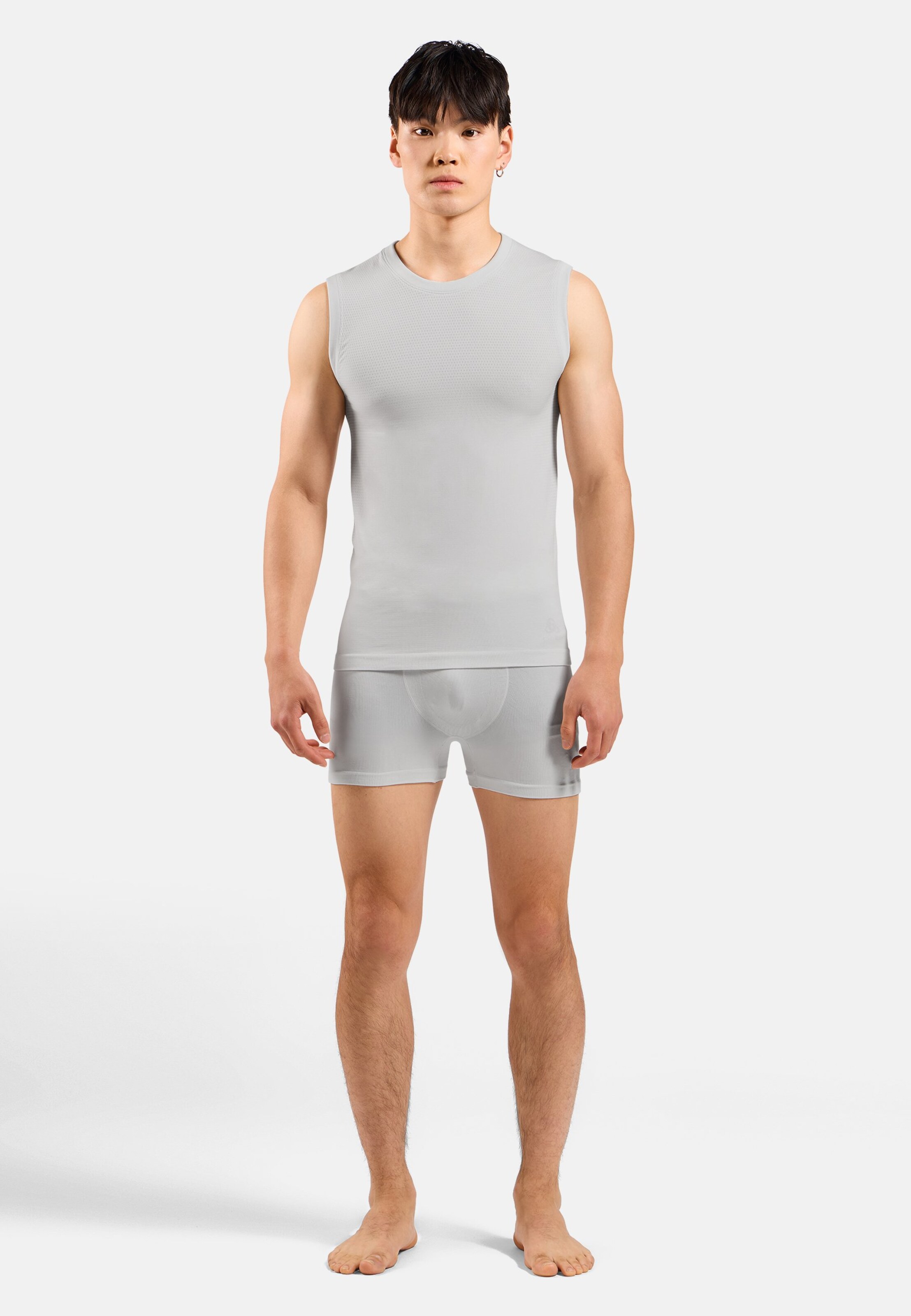 Performance Light Base Layer Singlet in white