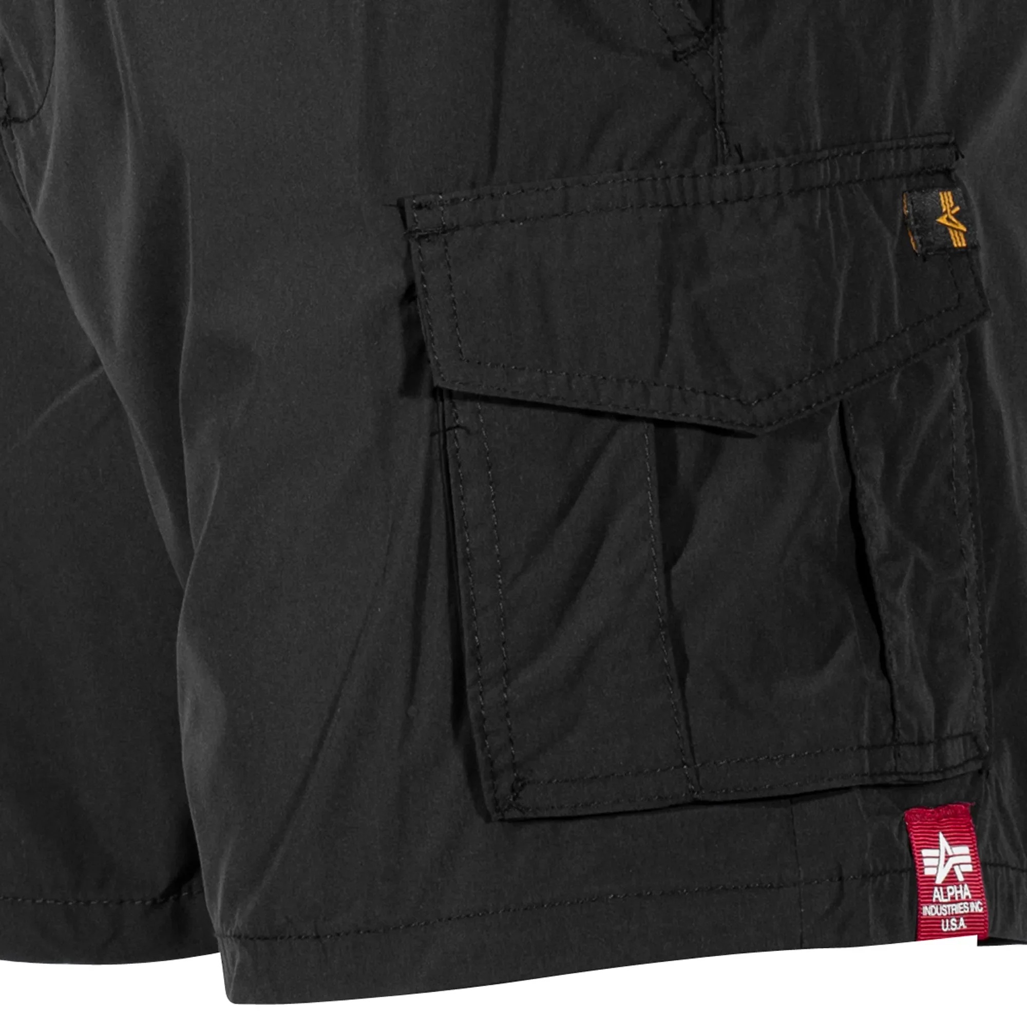 Alpha Industries -  Short Nylon Cargo Jogger Short