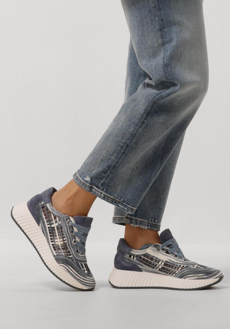 blauwe softwaves lage sneakers 8.95.01