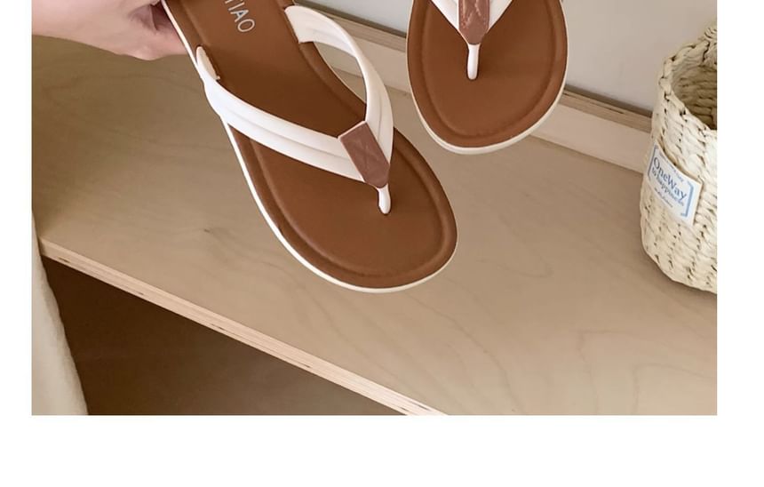 Honkizz - Kunstleren slippers met letters