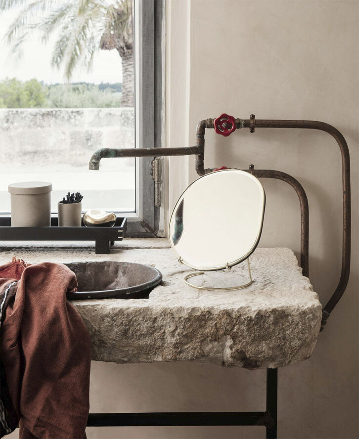ferm LIVING Pond Table Mirror - Brass Brass