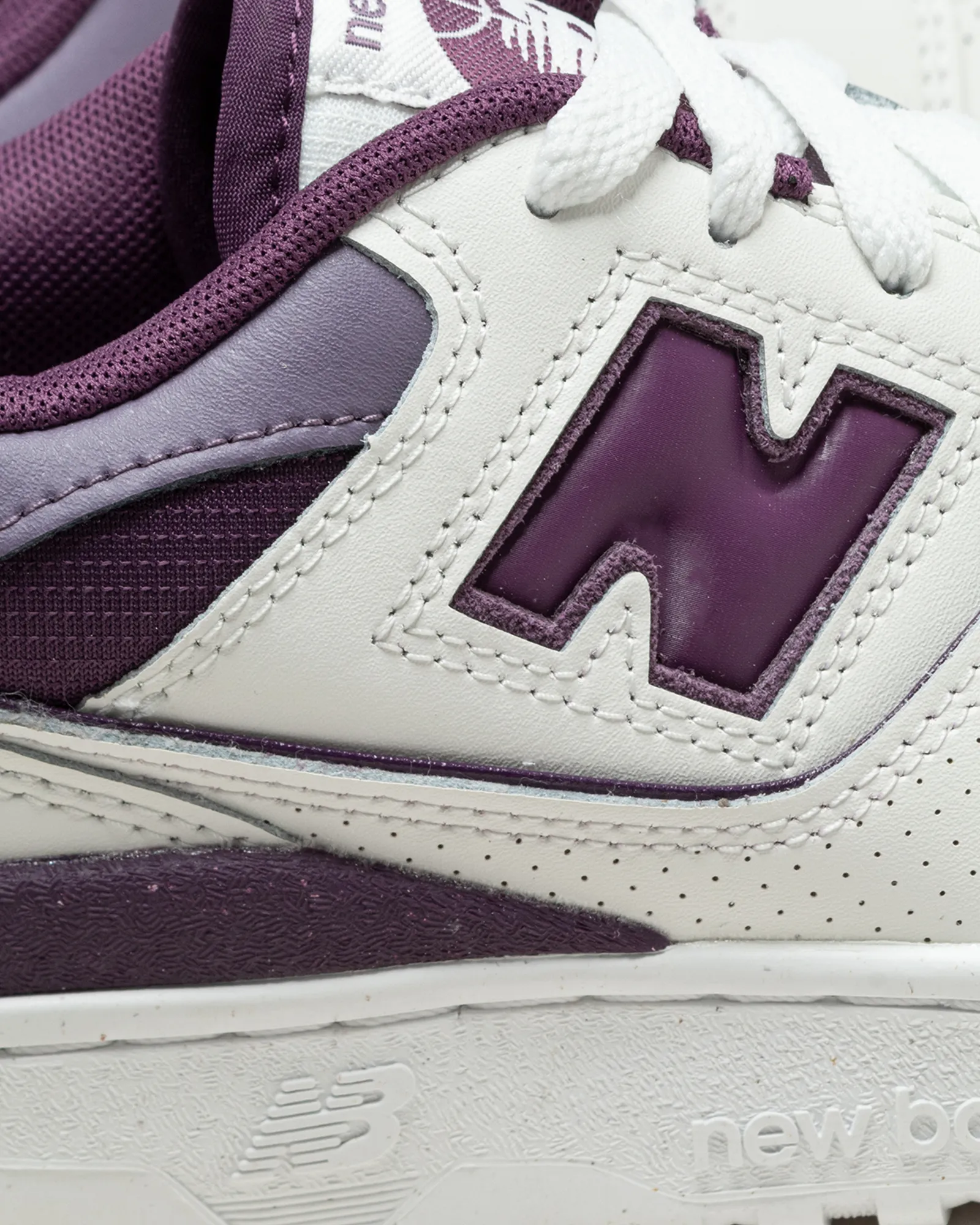 New Balance 550