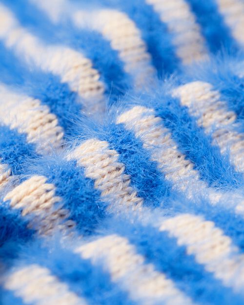 pull enfant fluffy à rayures bleu