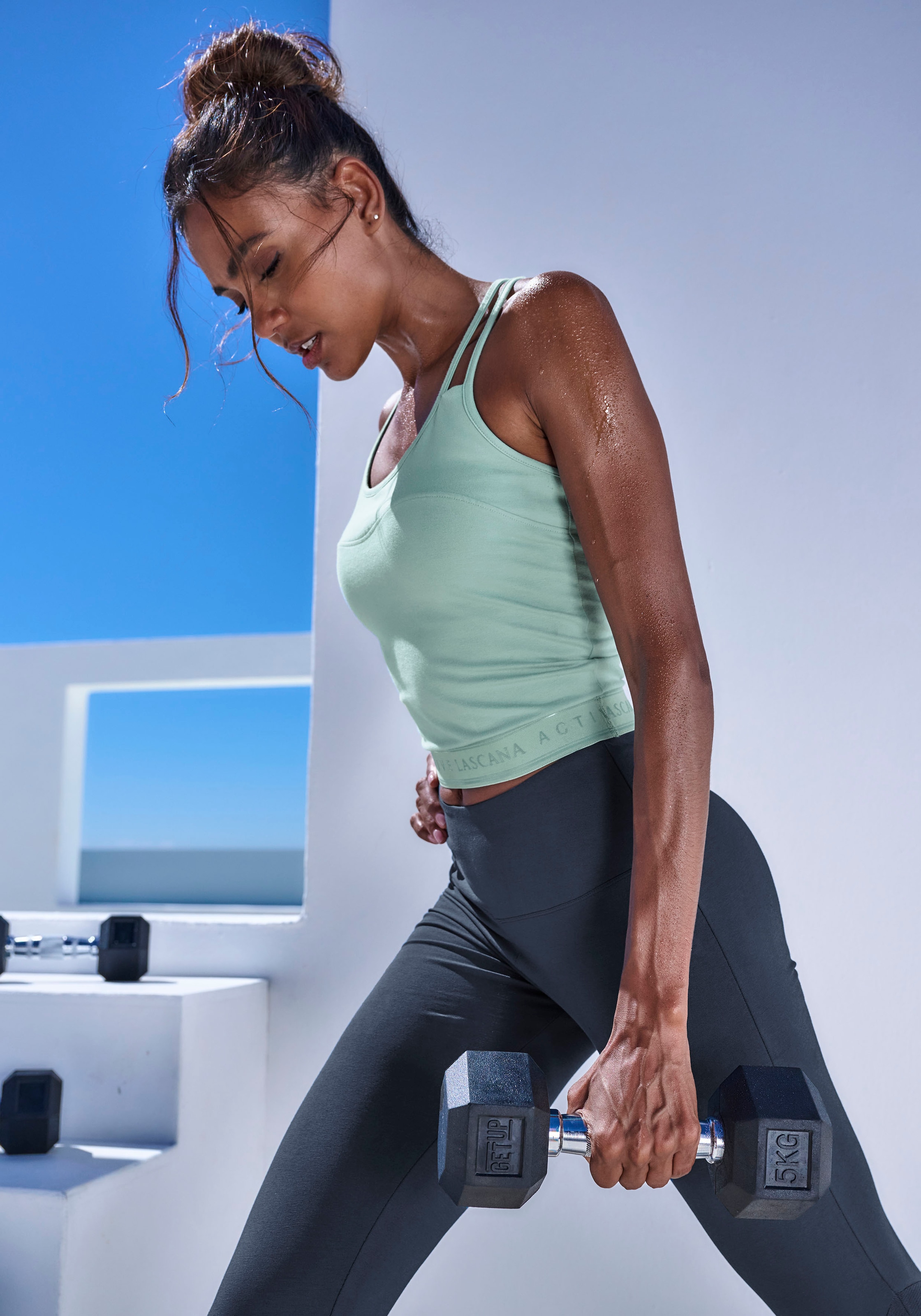 LASCANA ACTIVE Crop-Top , mit Teilungsnaht