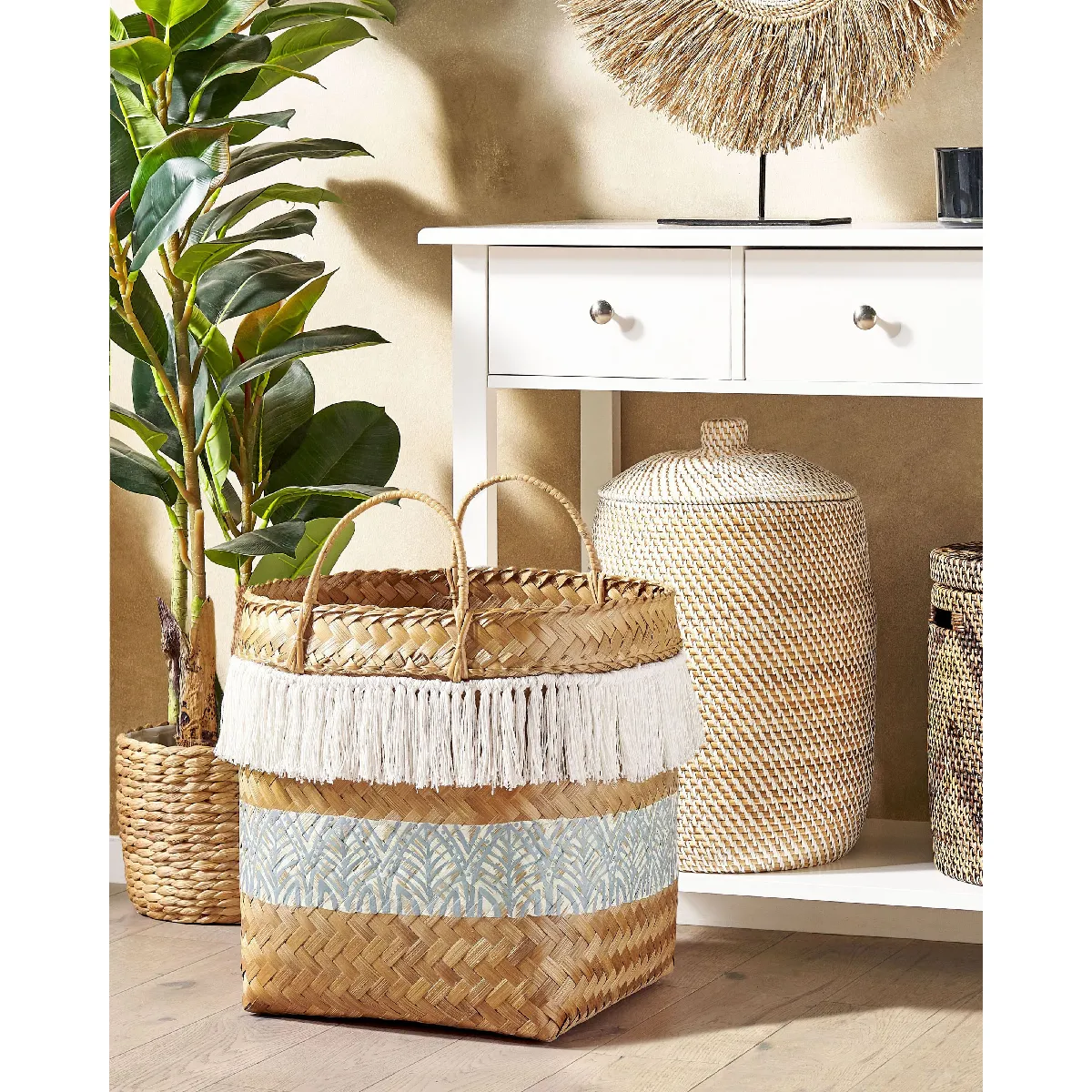 Beliani MESUJI - Panier en bambou teinte naturelle