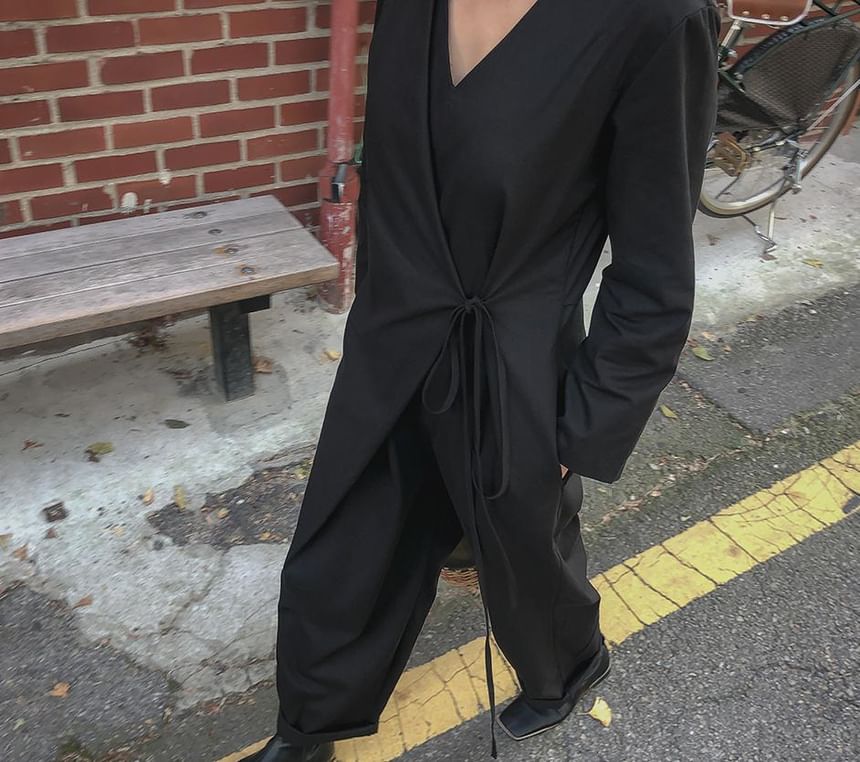 Felixia - Lange mouwen V-hals effen losse jumpsuit