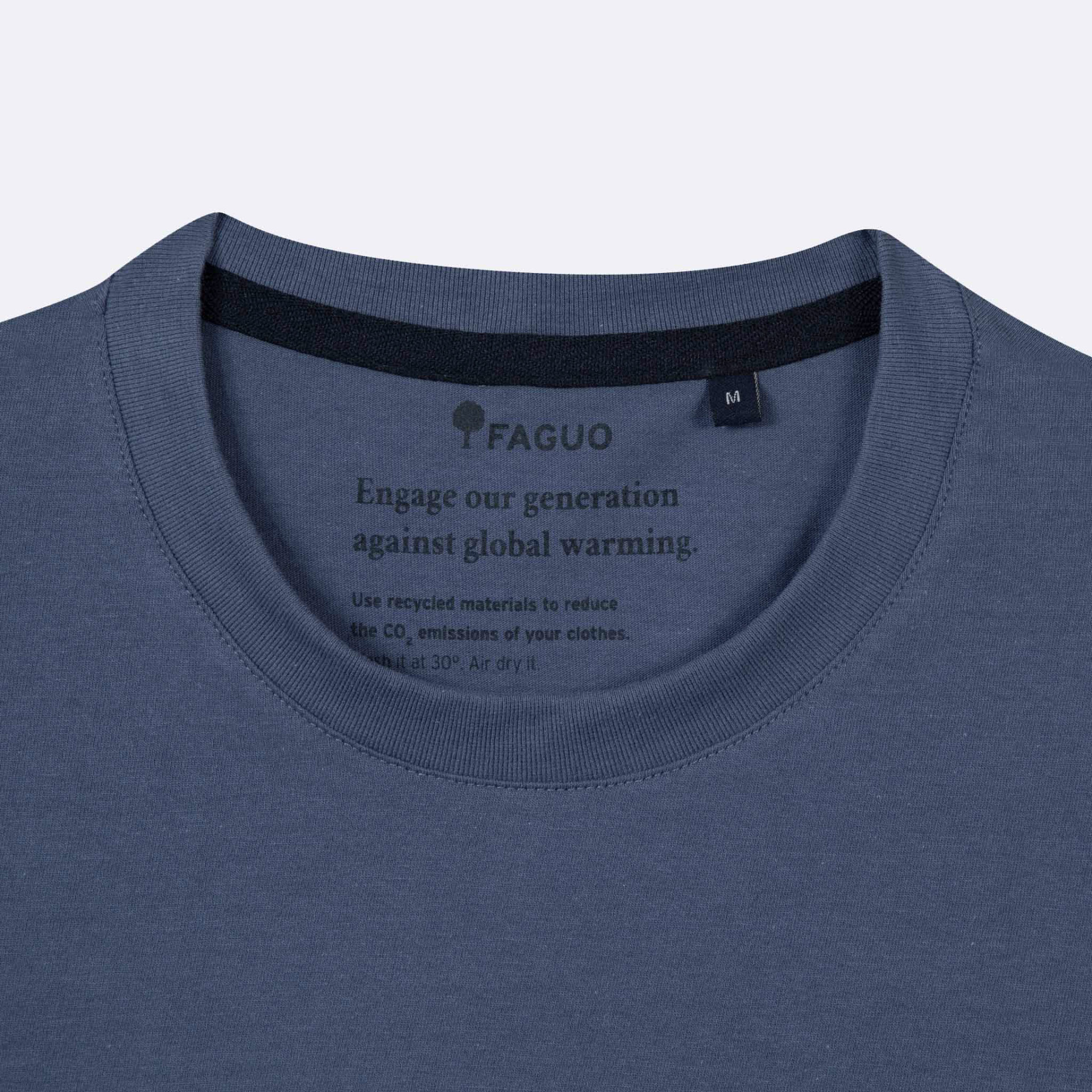 T-shirt col rond bleu broderie vélo coton et coton recyclé - modèle Arcy