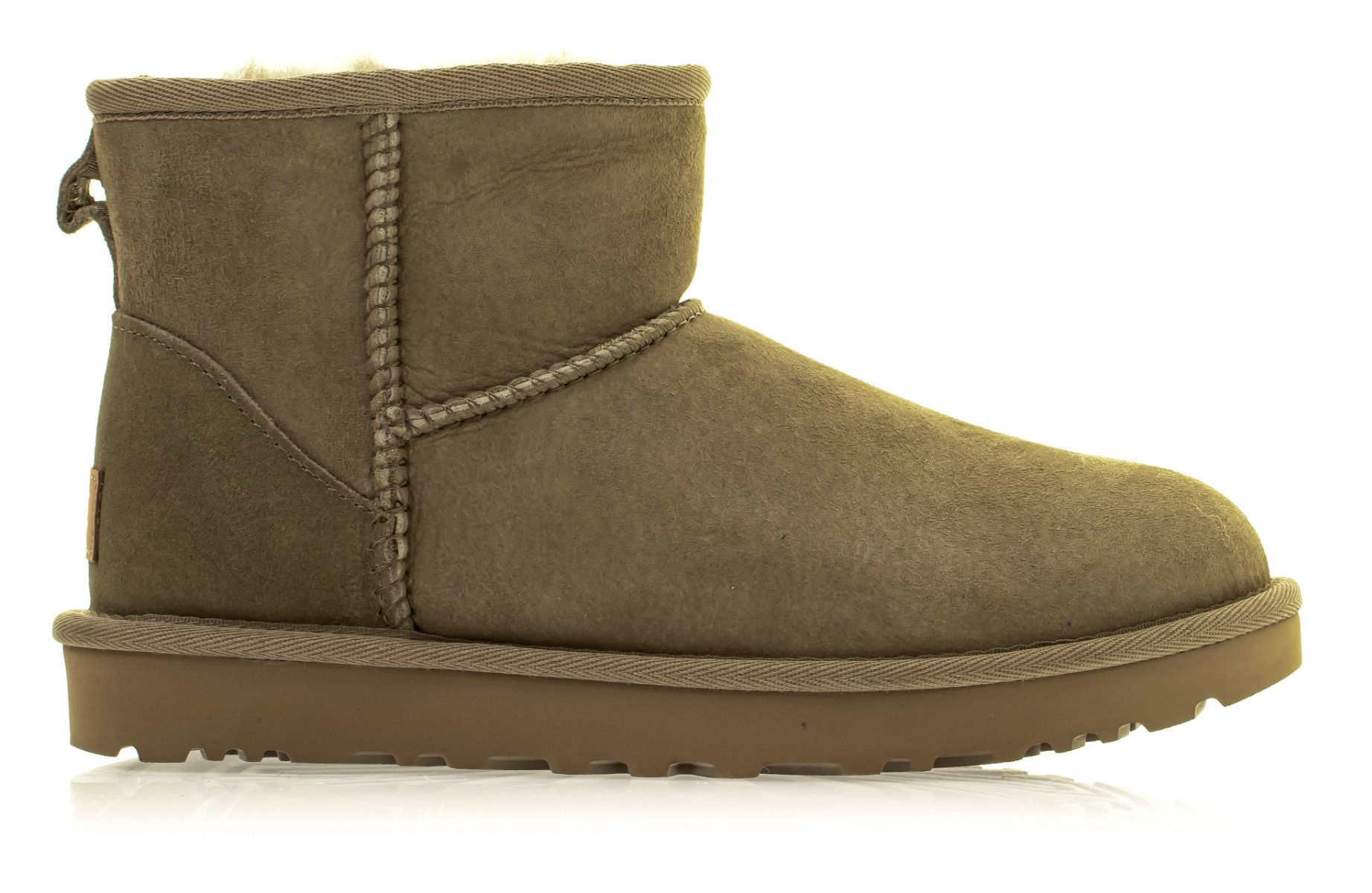 UGG Classic Mini II