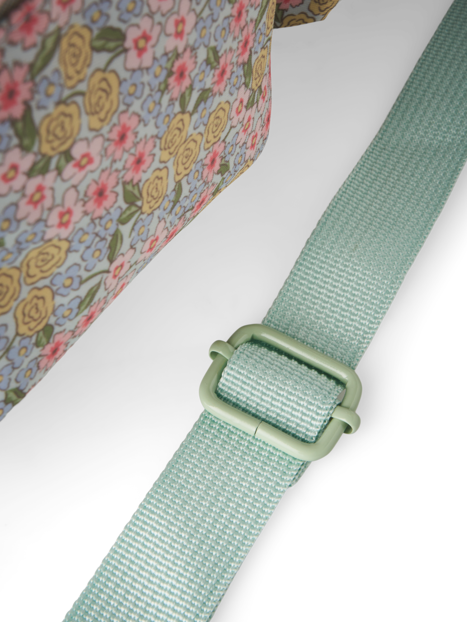 Bæltetaske  | 29 x 21 x 7,5 cm. | Milky Green
