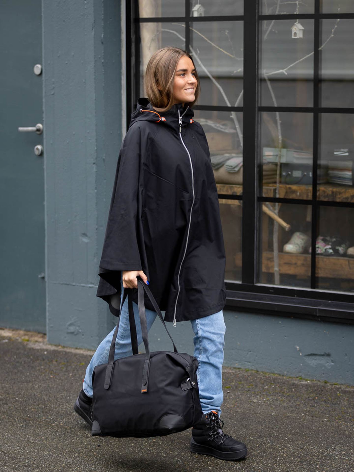 24H Holdall w/shoulder strap