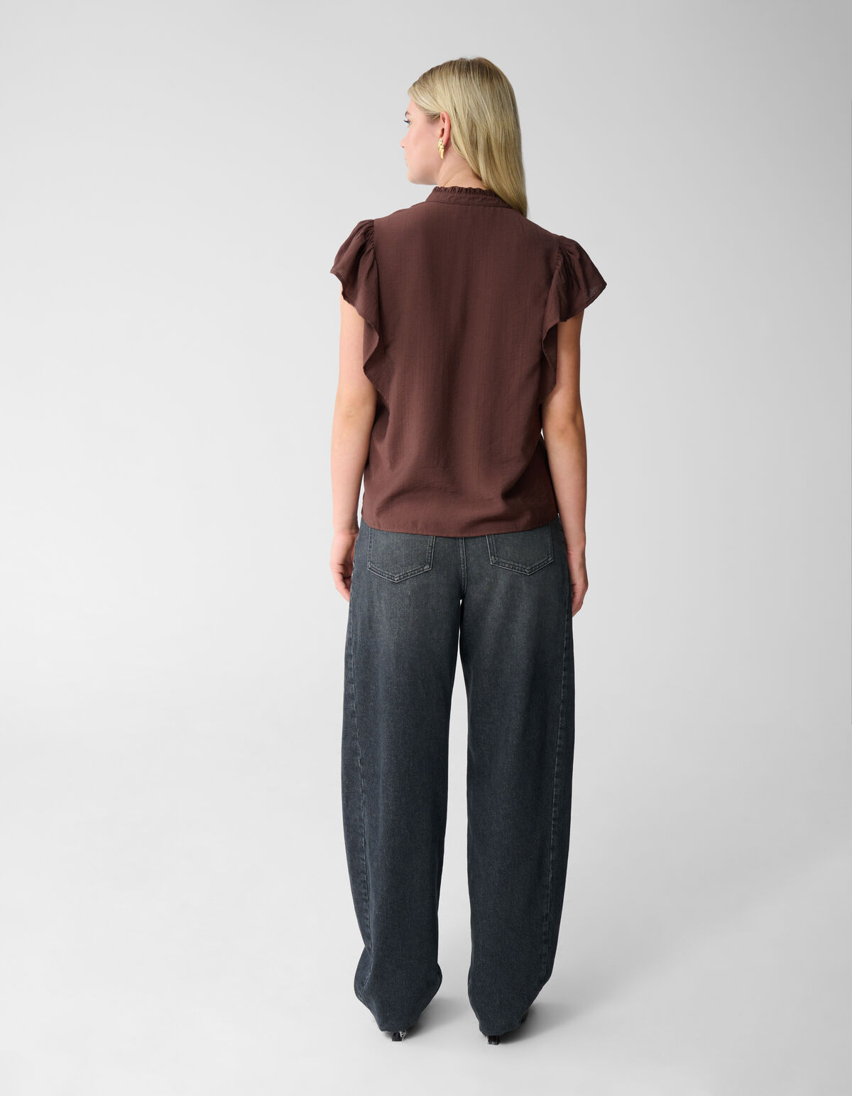 Ruffle Top Bruin