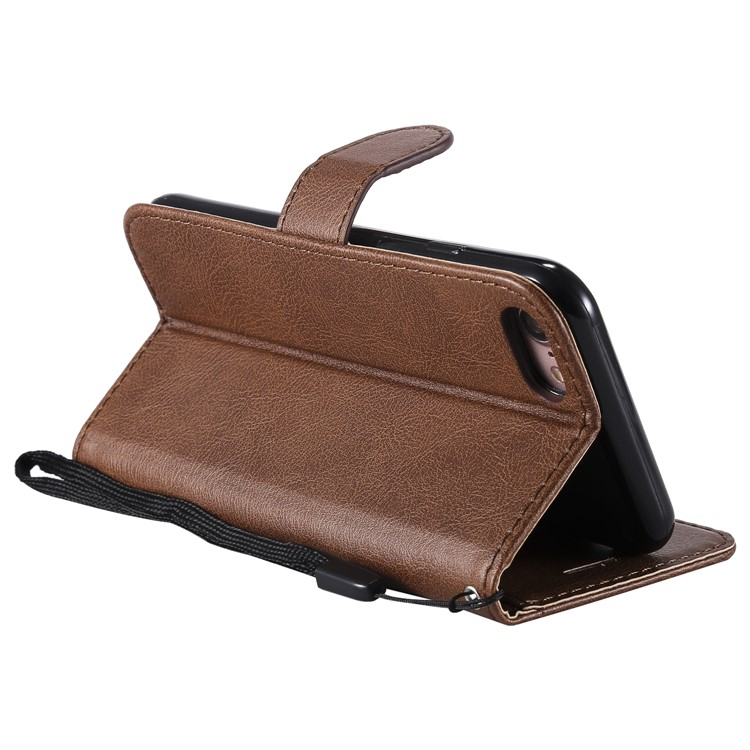 iPhone SE (2022/2020) / 8 / 7 Leder Tasche Flip Cover mit Kartenfach   Handschlaufe - Braun