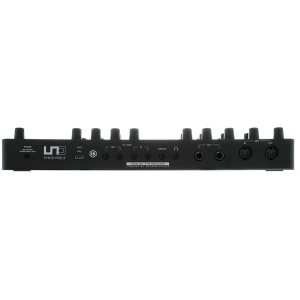 IK Multimedia UNO Synth Pro X