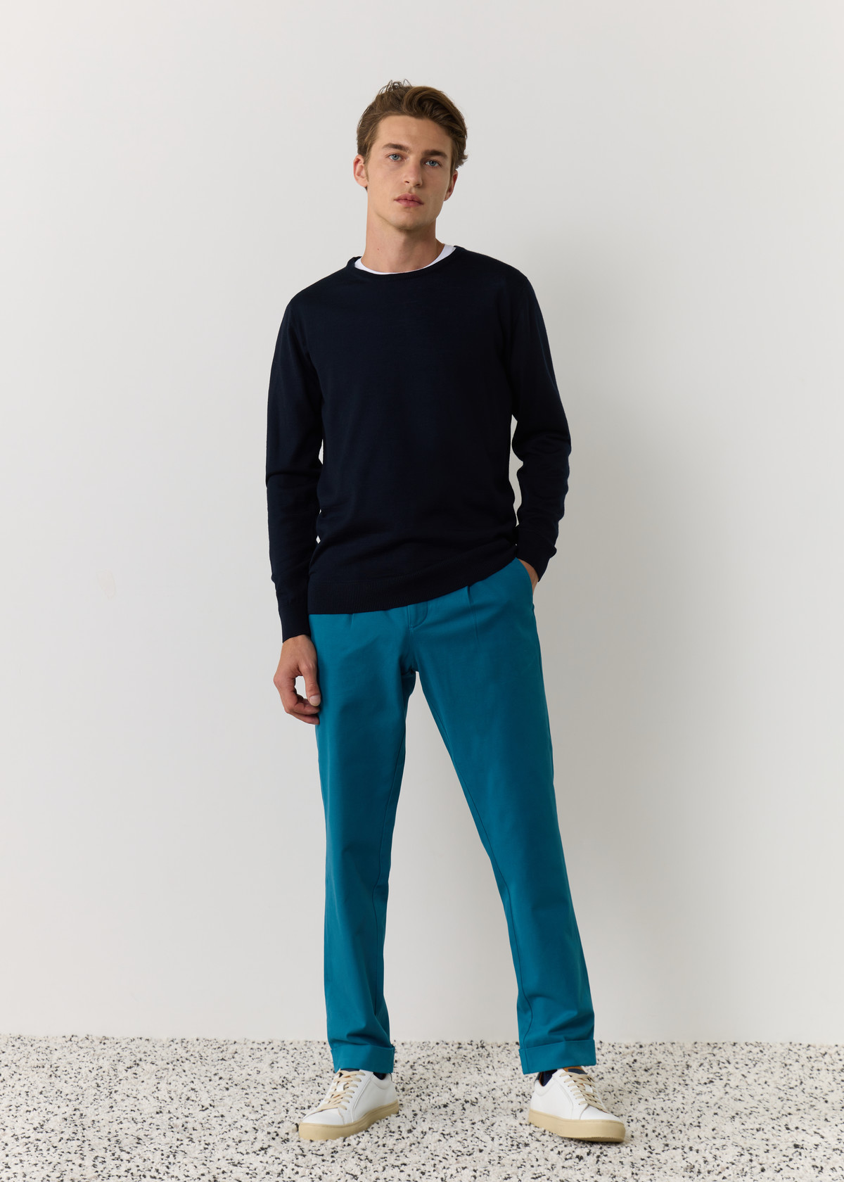 Chino slack skinny en coton stretch uni bleu paon