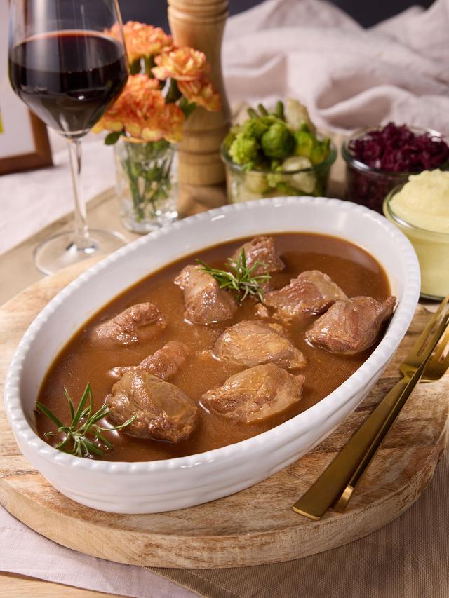 Schweinebäckchen in Soße, 900 g