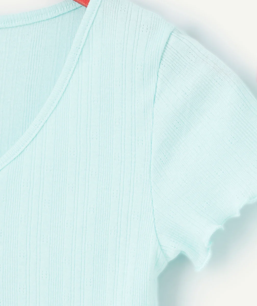 T-SHIRT TRICOT FILLE EN COTON BIO CÔTELÉ BLEU AVEC FESTONS