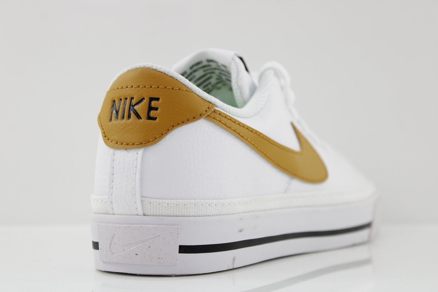 Nike Sneaker