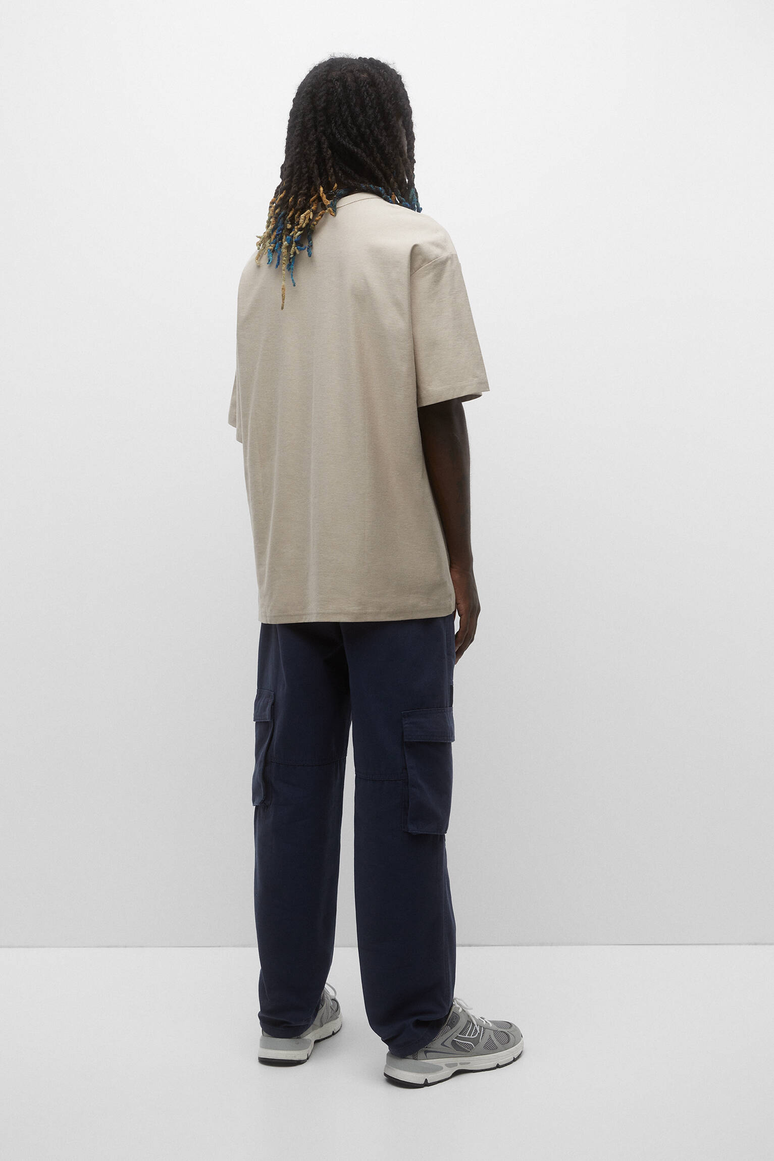 CAMISETA COM PAINEL LISTRADO - AREIA