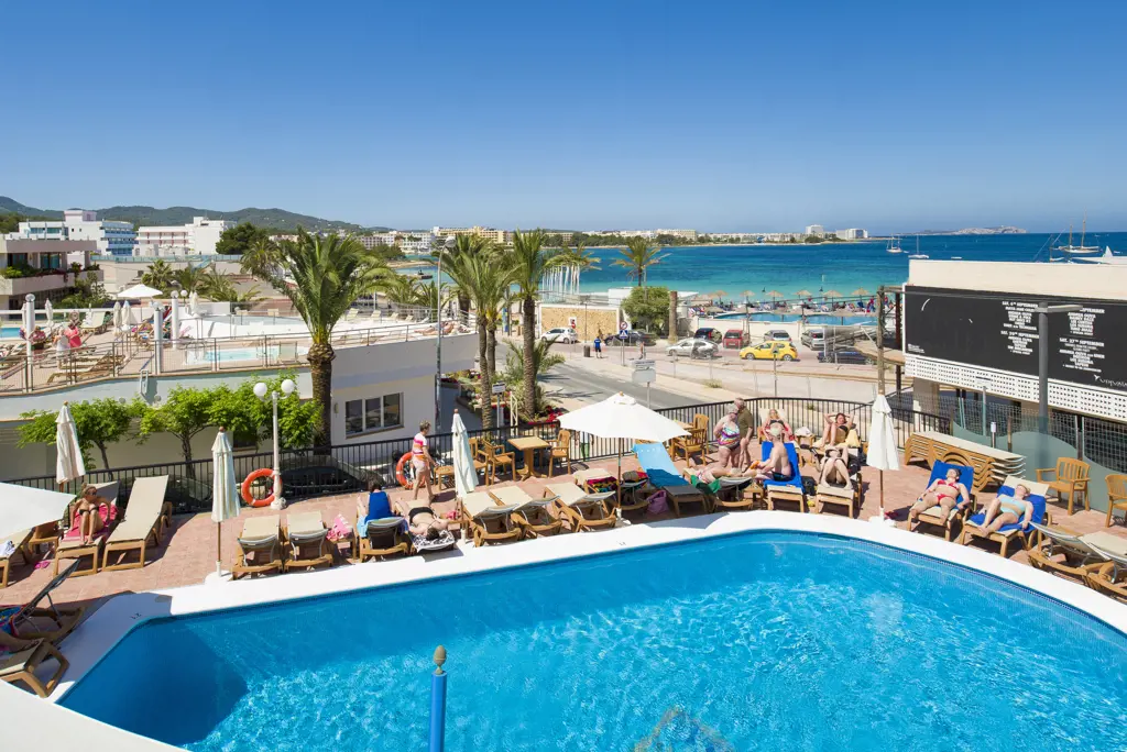 Osiris Hotel Logies en ontbijt - Hotel