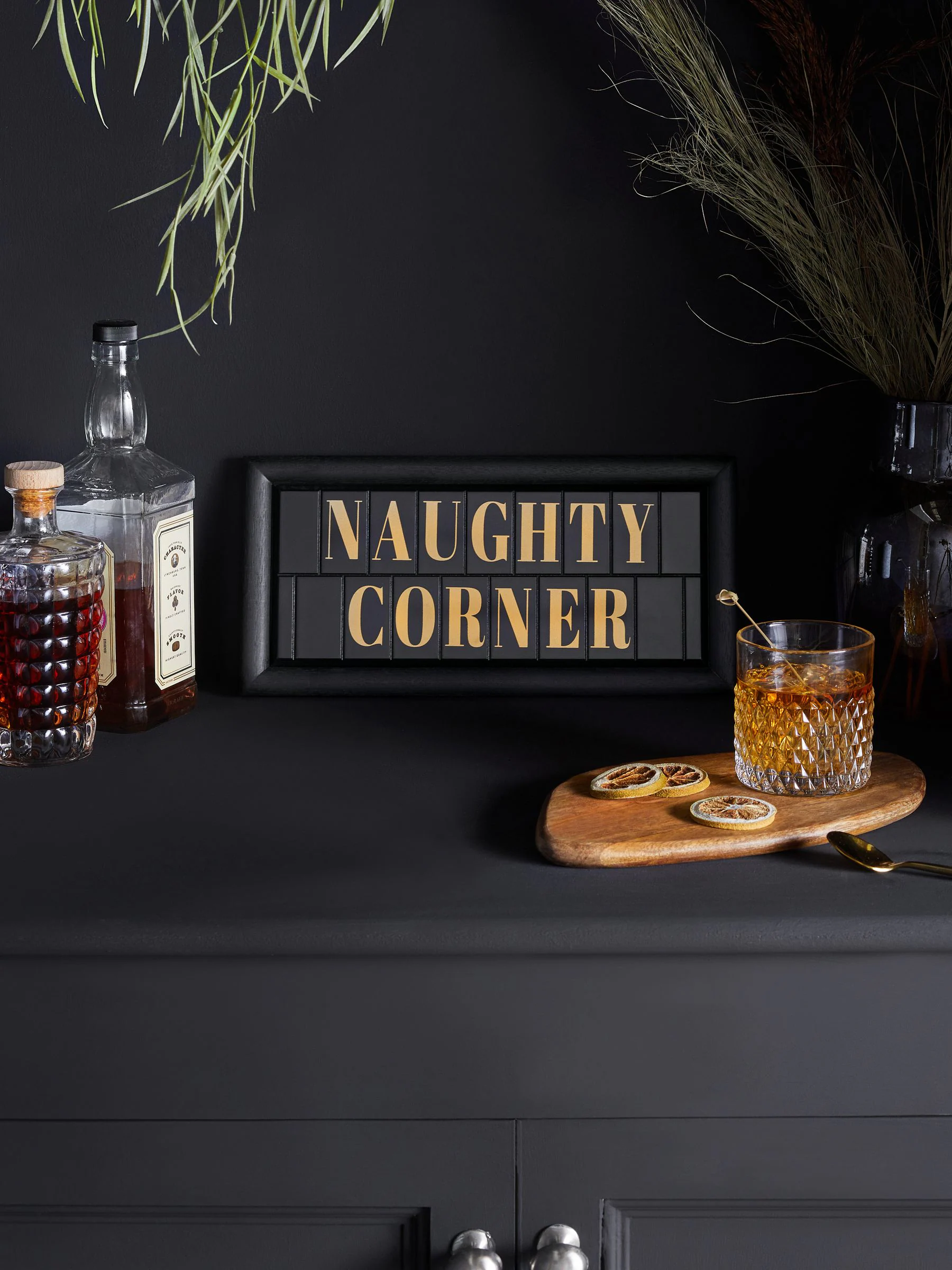 Naughty Corner slogan wanddecoratie