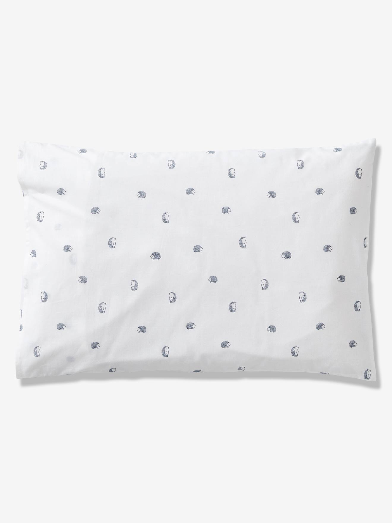 Fronha de algodão orgânico para bebê, Lovely Nature, lisa, verde médio com estampas.
