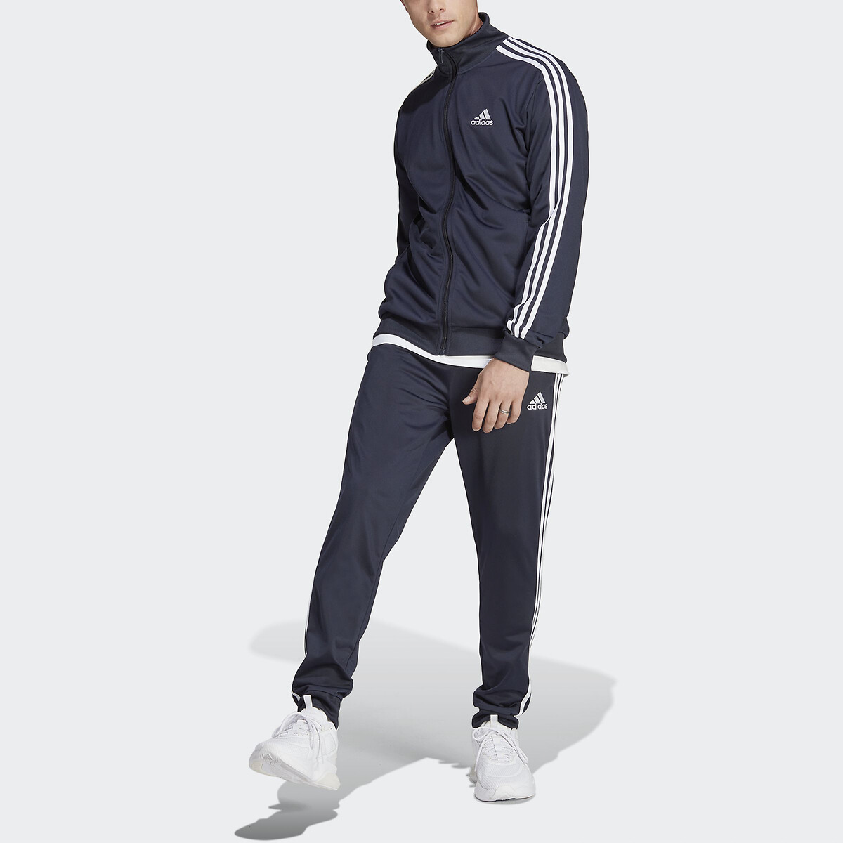 Roupa esportiva Adidas<br>Conjunto esportivo de tricô com 3 listras