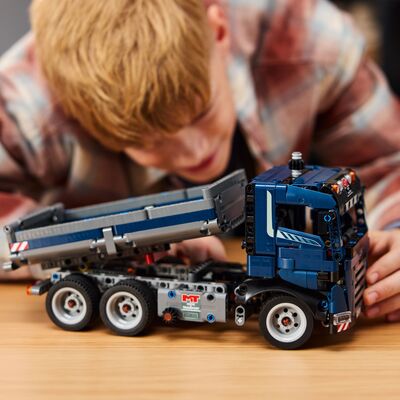LEGO Technic 42203 Lastebil med tipplan