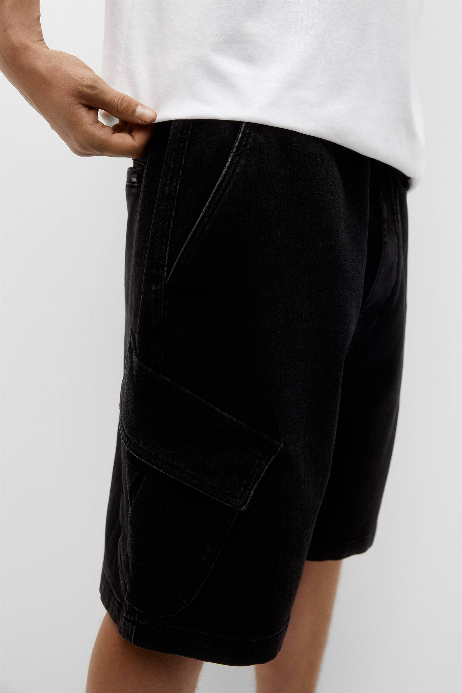 Bermuda cargo jeans - preta
