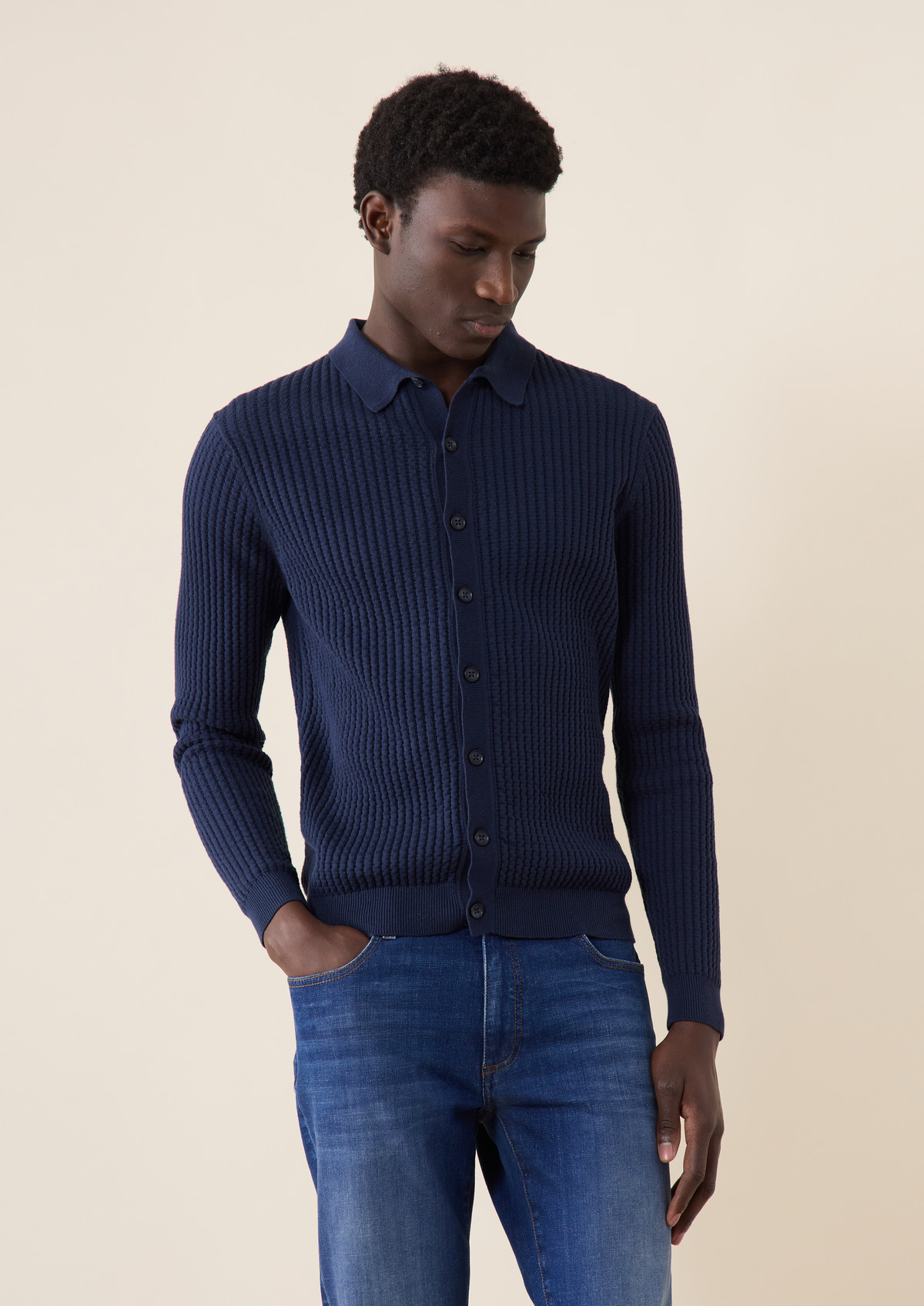 Gilet boutonné en coton uni bleu marine