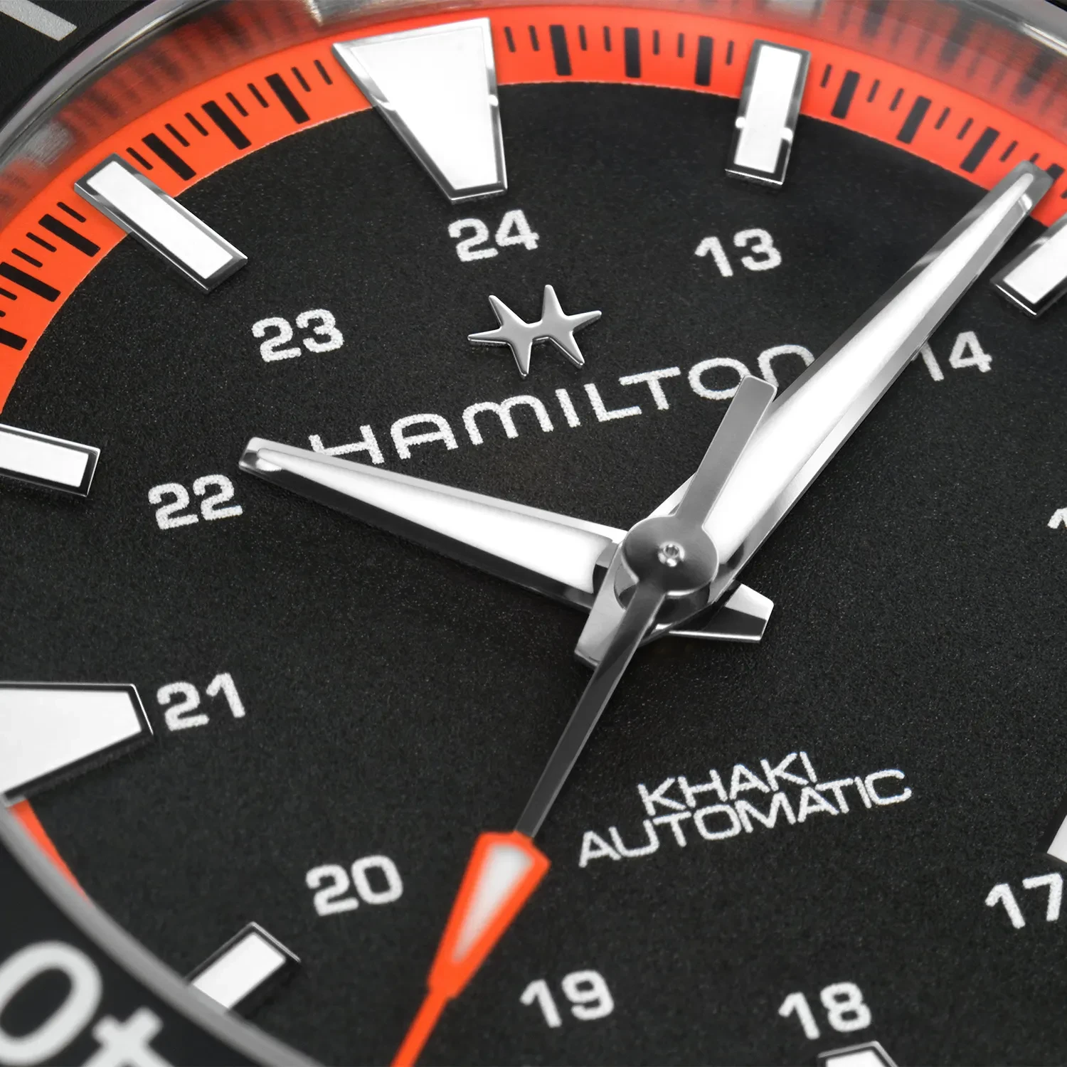 Hamilton Khaki Navy Scuba H82395331