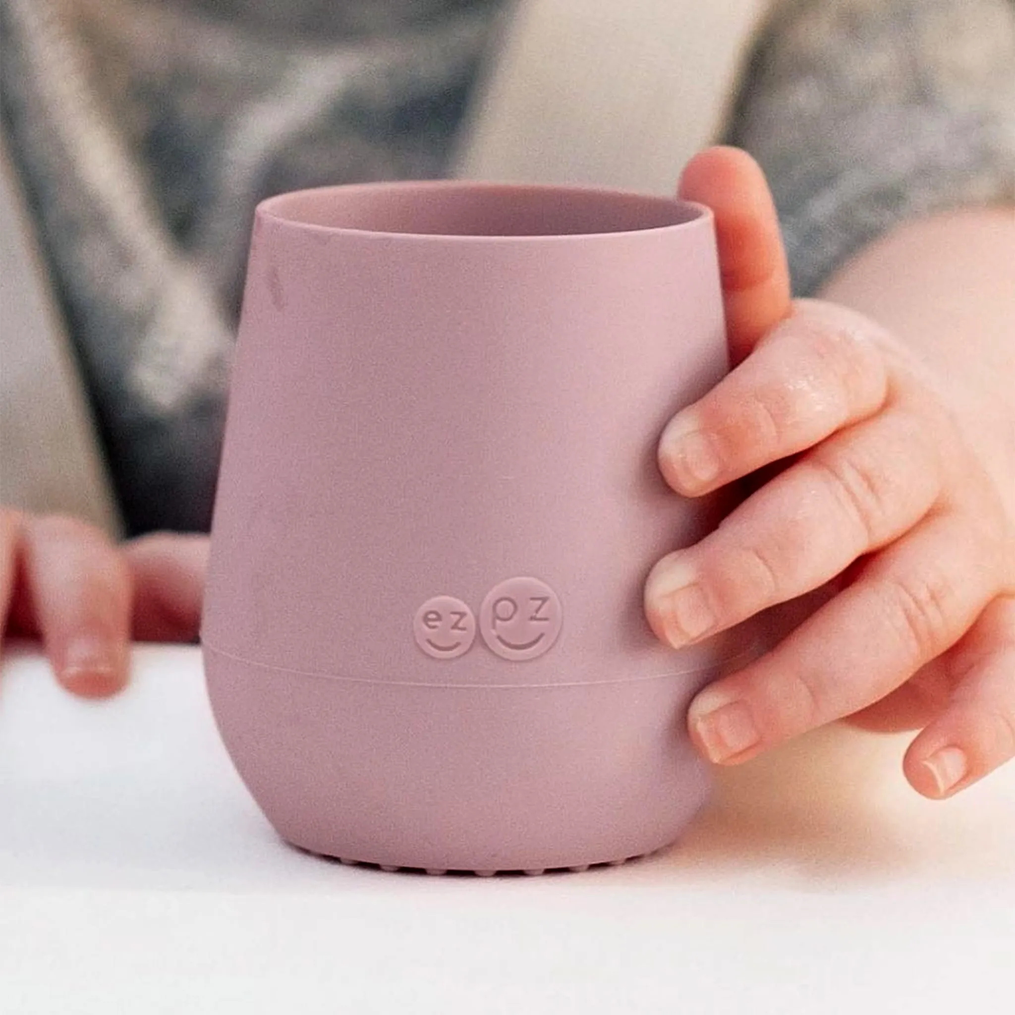 EZ PZ Fun Verre d'Apprentissage en Silicone Tiny Cup - Rose Blush