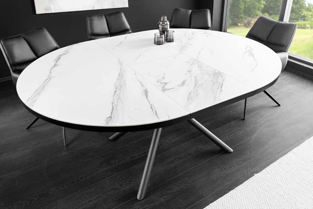 Ausziehbarer Esstisch MIKADO 120-160cm weiß Keramik oval schwarz Sterngestell