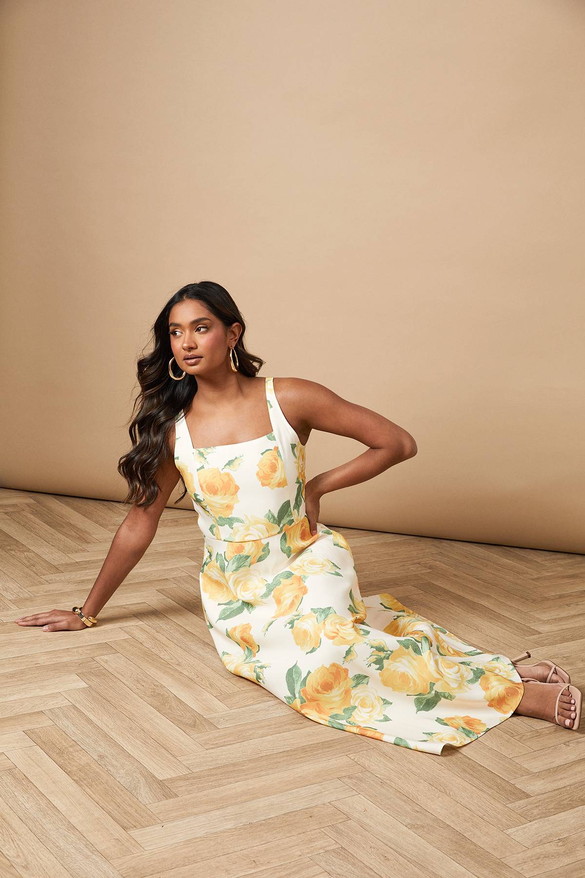 Oasis Robe Maxi à Col Carré Fleurie