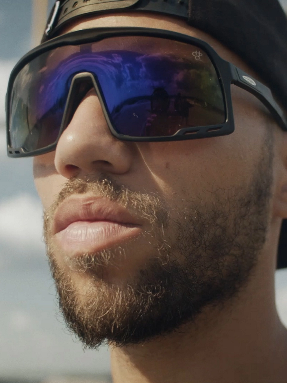 CHPO Henrik Black Sunglasses blue mirror