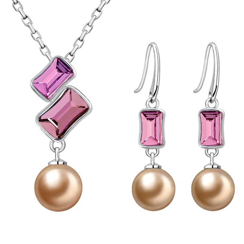 Parure Perle orné de cristaux de Swarovski Rose et Plaqué Rhodium