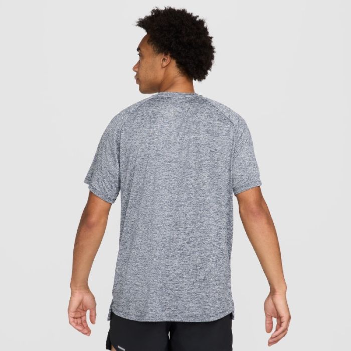 Nike Herre T-shirts Dri-FIT ADV Stride SS Tee Grå